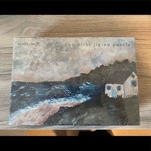 New/ Never Opened Taylor Swift House on The Coast Puzzle (500 pieces)